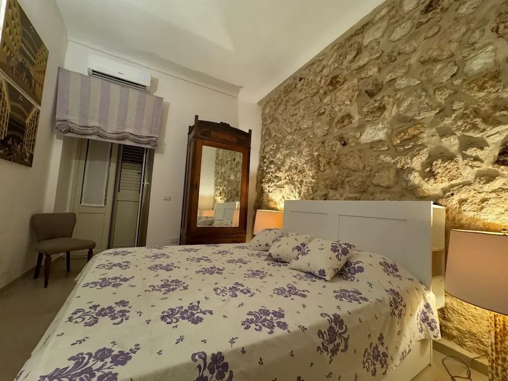 Charming 2-bedroom House - Rooftop Terrace in Heart of Noto, Sicily