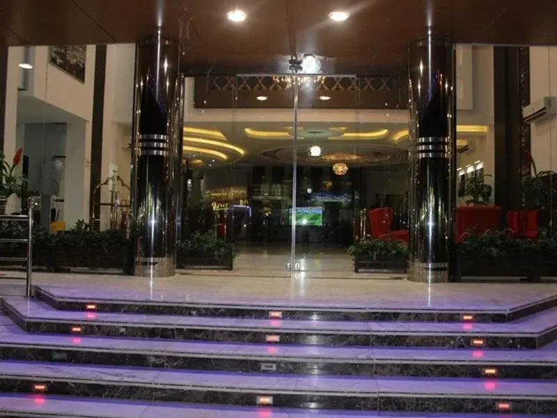 Ramada-sa Ghurnata Hotel