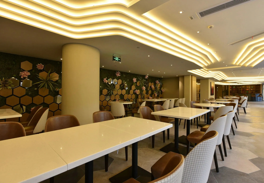SHANGHAI-DECO Hotel-Free shuttle bus to Pudong Airport and Disneyland