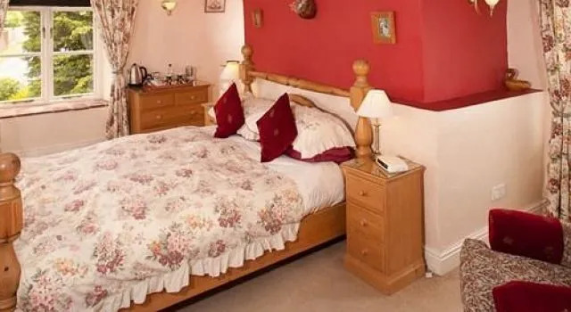 Yew Tree House - B&B
