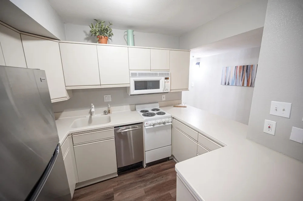 Stay Together on The Strip - 3 Bed Condo