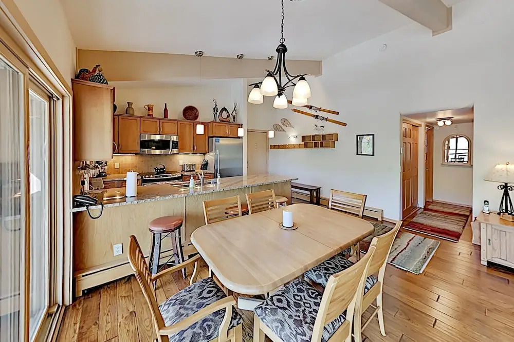 Alpine Condo in Snowmass Village by RedAwning