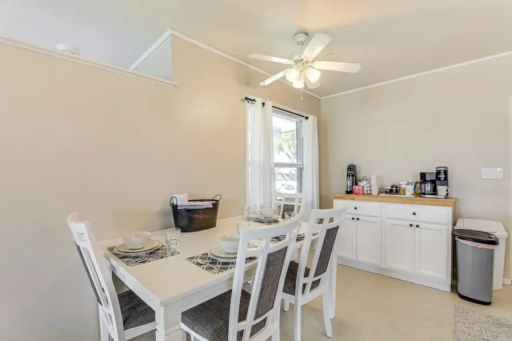 4 Mi to Historic Dtwn Venice: Home w/ Heated Pool!