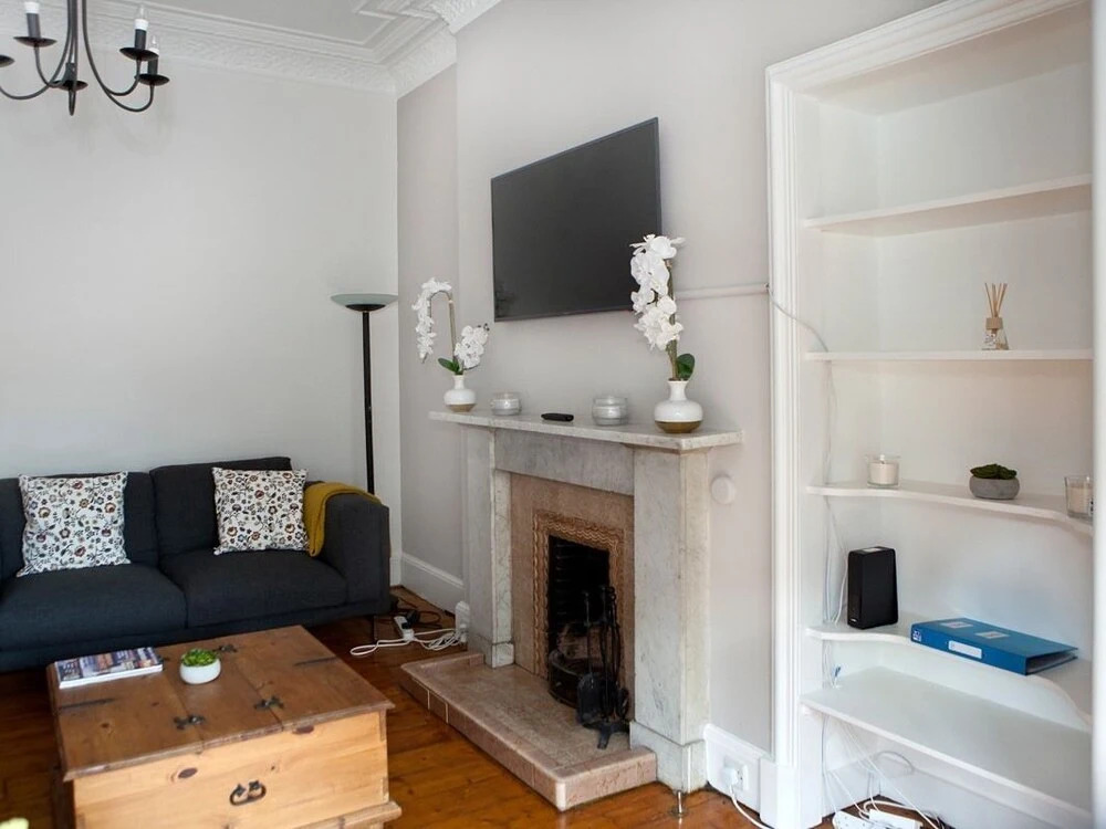 Edinburgh Serviced Apartment