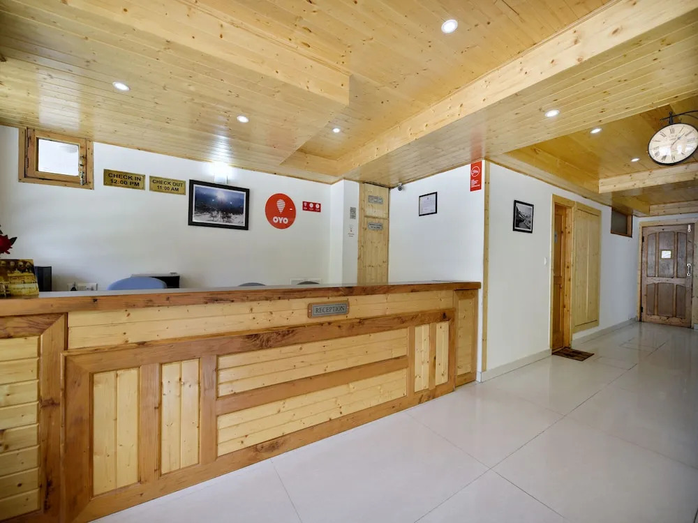 OYO 8797 Manali Mountain Regency