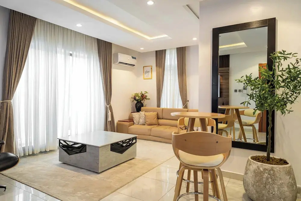 George Residence Ologolo Lekki