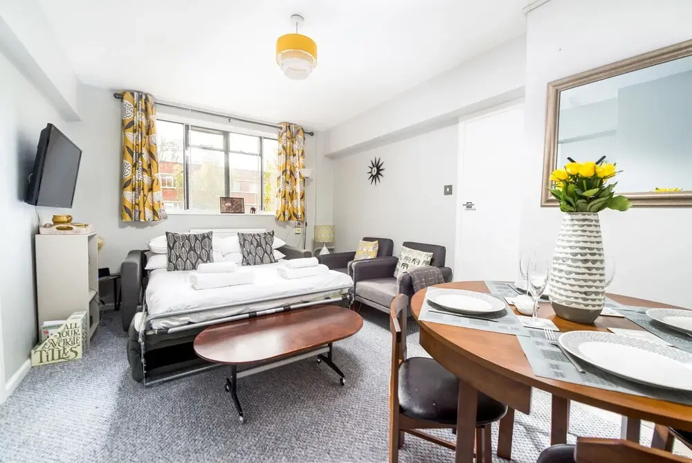 Warm and welcoming Home in Putney