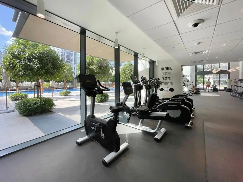 Silkhaus Modern in Downtown In Boulevard Heights