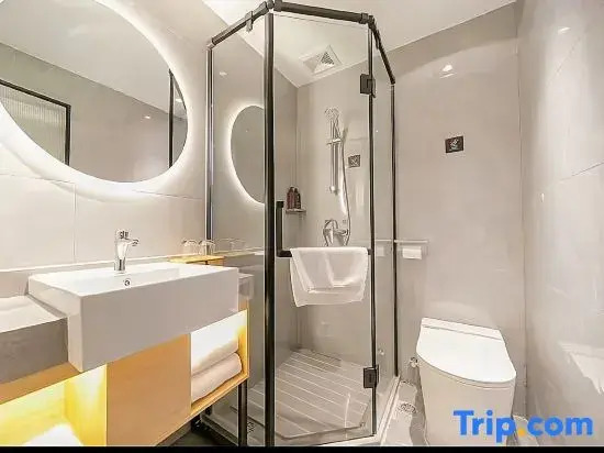 Yunjian Hotel (West Changjiang Road)