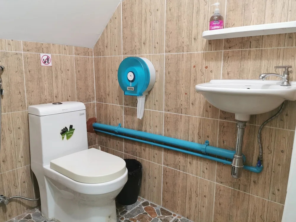 Panda Hostel Phuket - Adults Only
