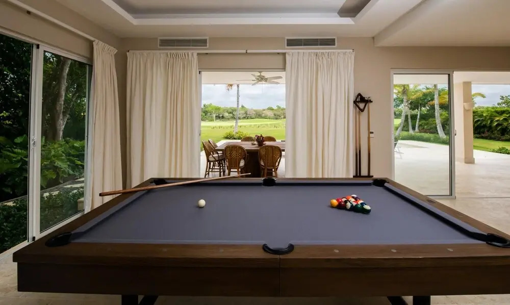 Cozy 5-bedroom Villa With Beaituful Views of La Cana Golf Course