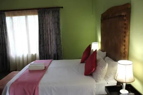 Makarios Lodge