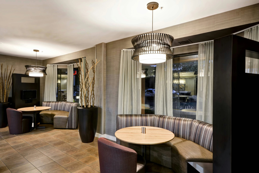 Courtyard by Marriott Dalton