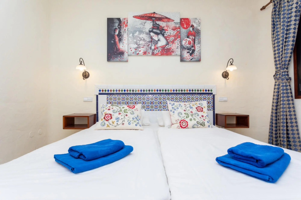 Altamar  52 with balcony&pool By CanariasGetaway