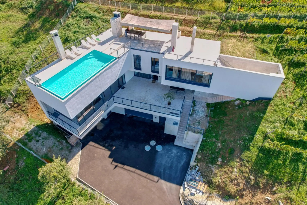 Villa Wineyard - VinoGrad