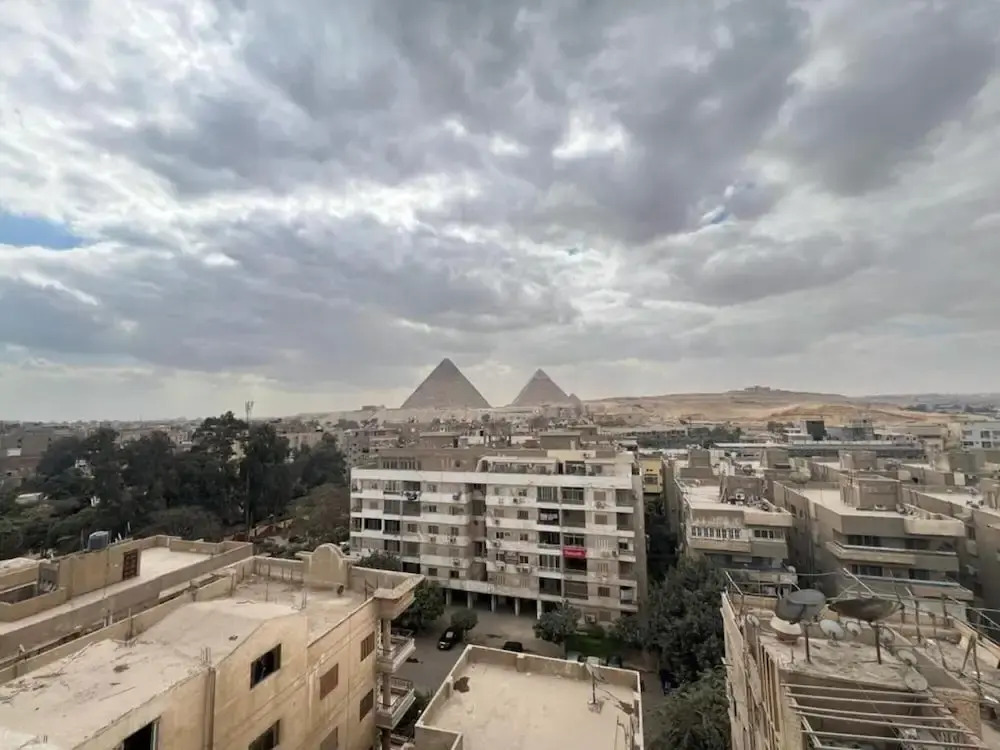 Pyramids View Inn