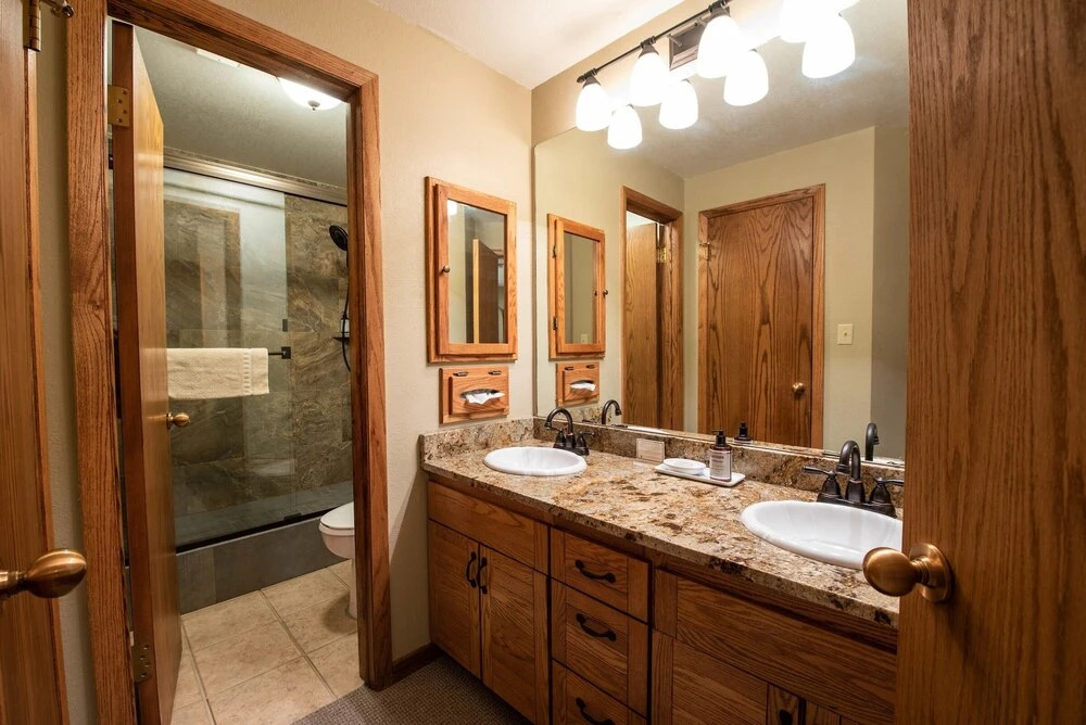 Plaza 4PK PZ136 - 2 Br Condo