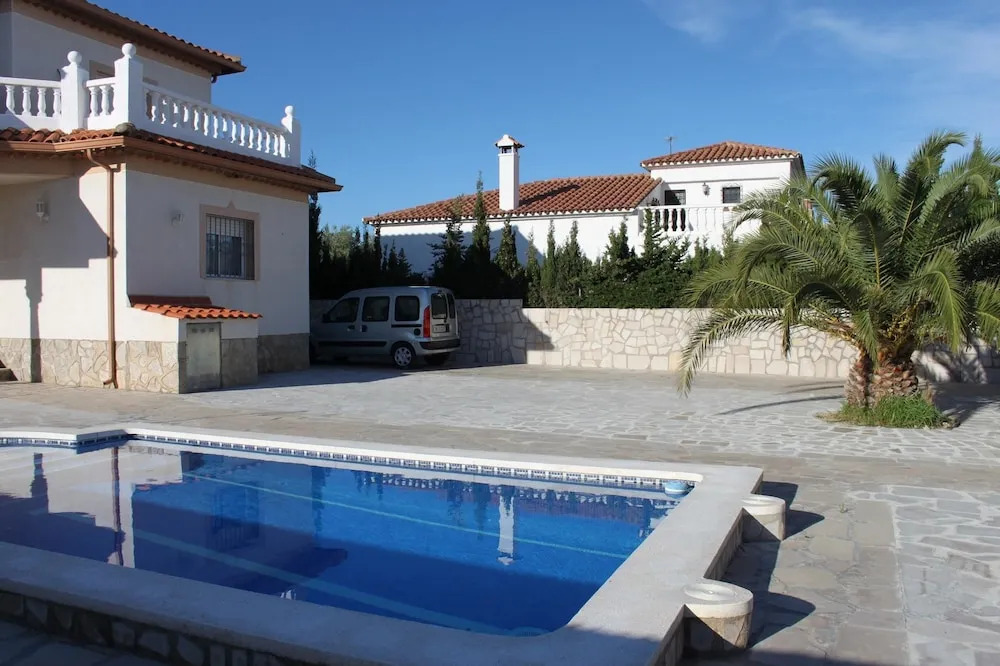 Villa With 4 Bedrooms in Mont-roig del Camp, With Private Pool and Fur