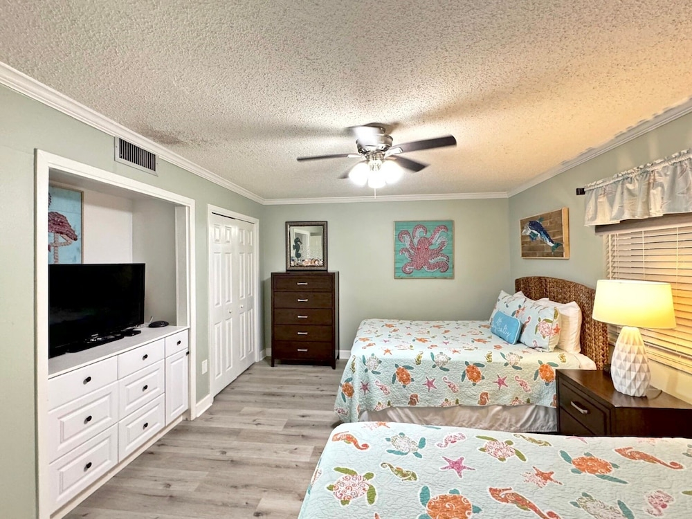 Shoreline Towers 3103 2 Bedroom Condo