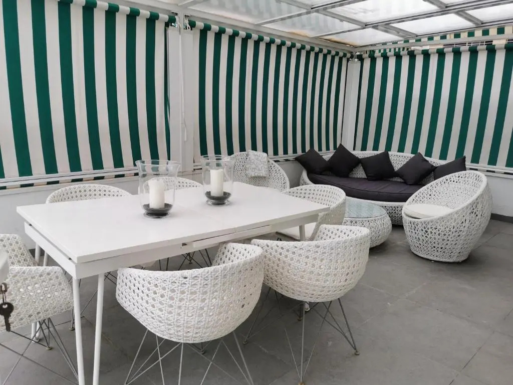 Next to the Historic Marbella-100m. from beach - Modern Nordic deco