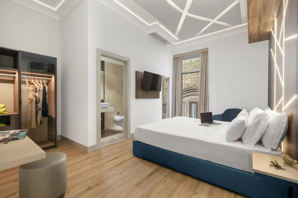 Elys Suites