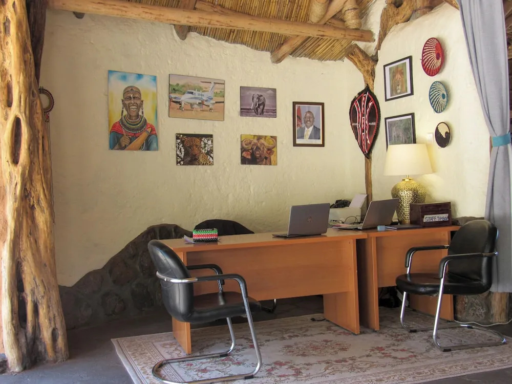 Ahadi Mara Camp