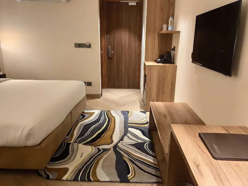 Udman Hotel Gurugram