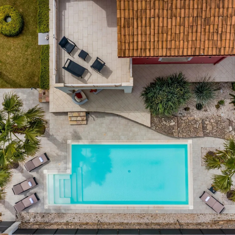Villa Jacqueline con piscina privata 8 posti letto
