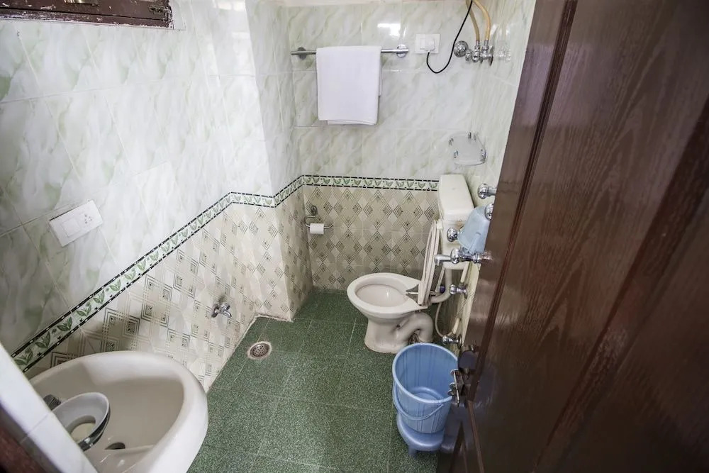 Utsang Guest House
