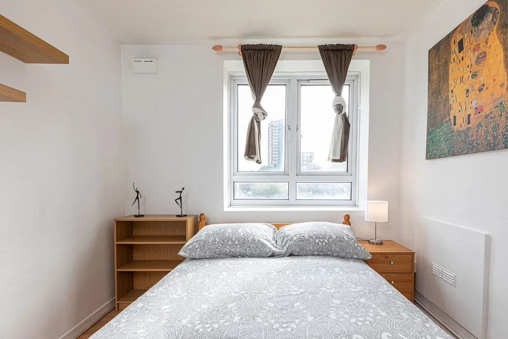 Tower Bridge Accommodation - 1