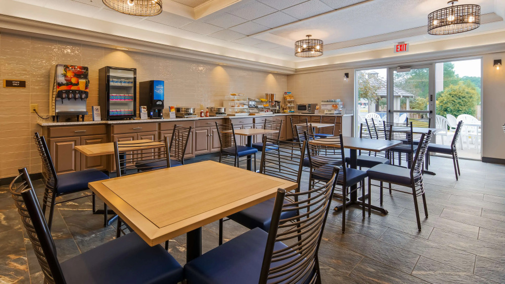 Best Western Plus Hudson I-94