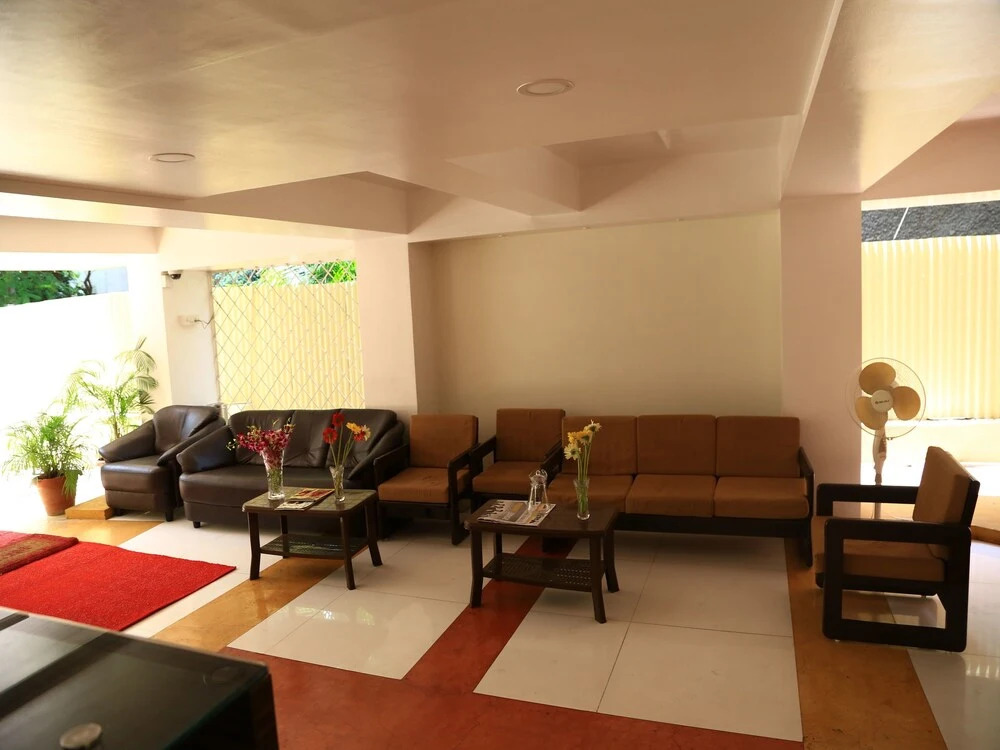 OYO 13771 Executive Residency