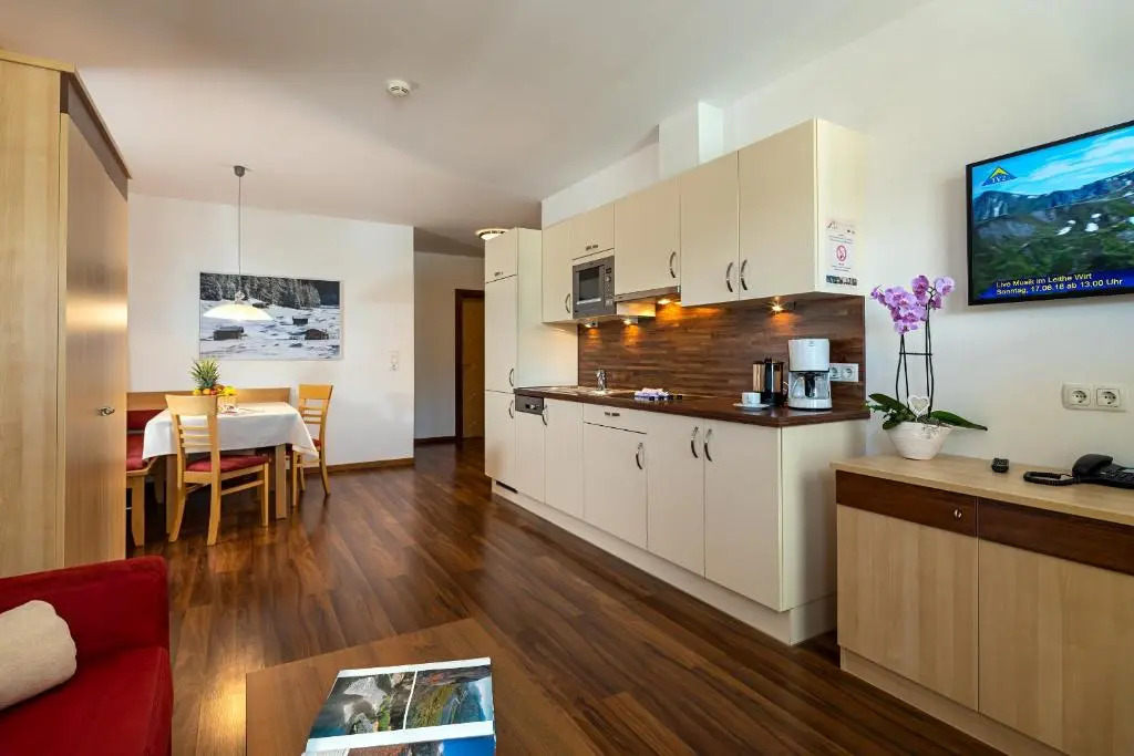 Apart-Hotel Aurora Fiss