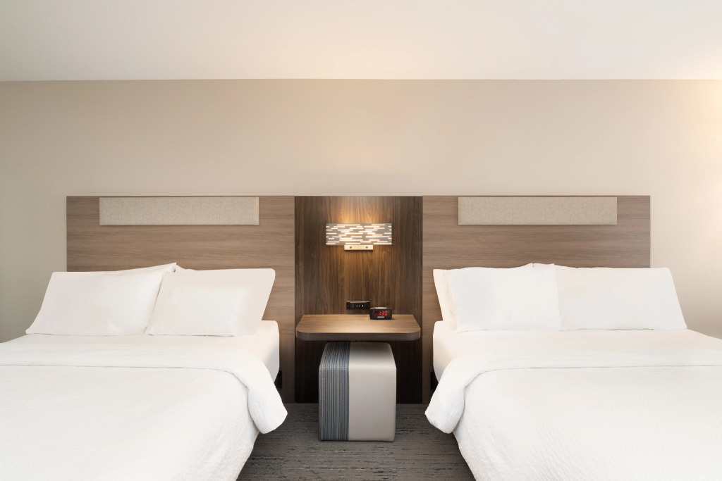 Holiday Inn Express & Suites Bozeman West by IHG