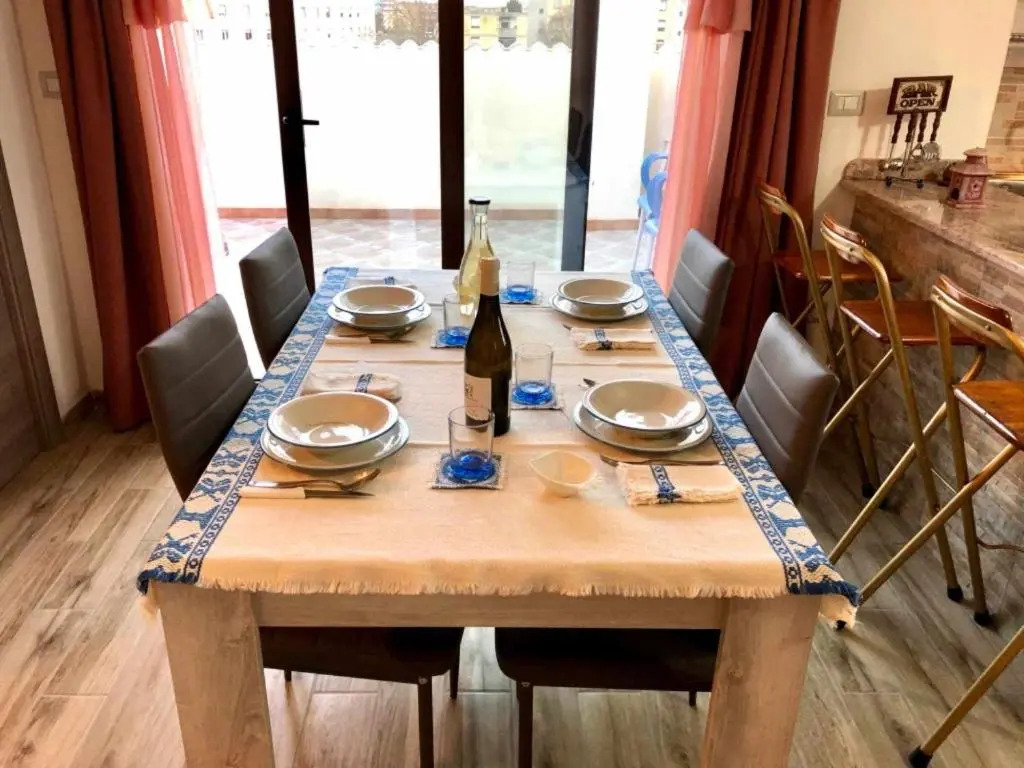 Appartamento vicino spiaggia di Maria Pia 4 camere 4 bagni per 9 persone