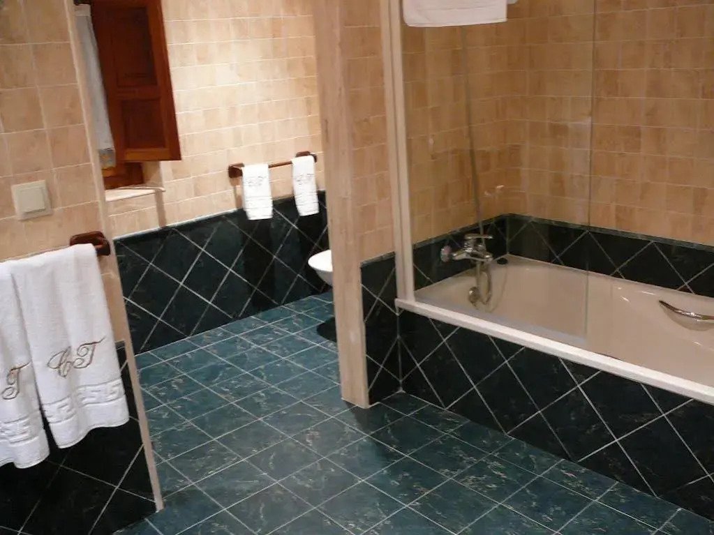 Hotel Casona de Tresali