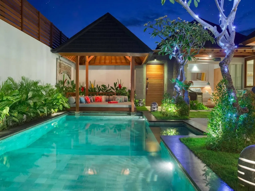 Elegant and Tranquil 4 Br Pool Villa