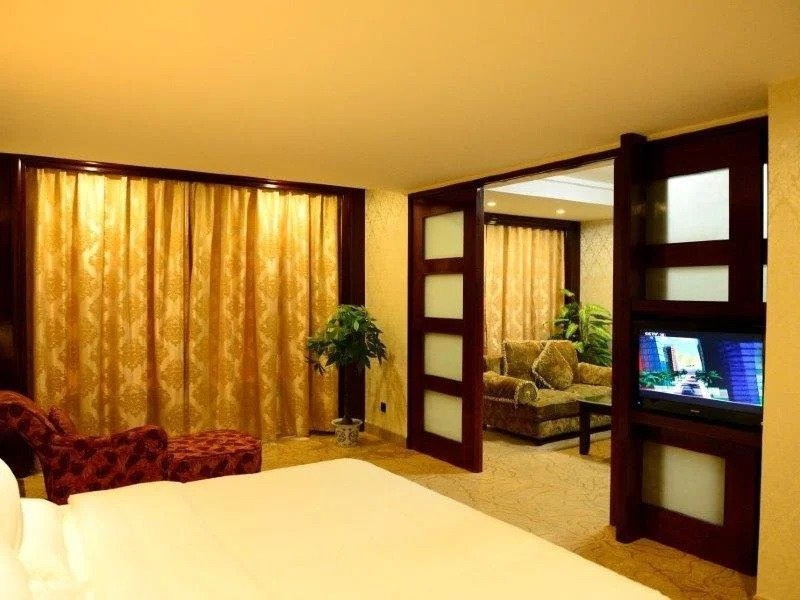 Garden Hotel