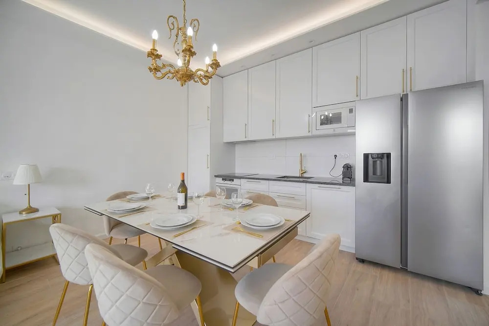 Exceptionnel 3 Chambres Balcon Carr d or A3b129
