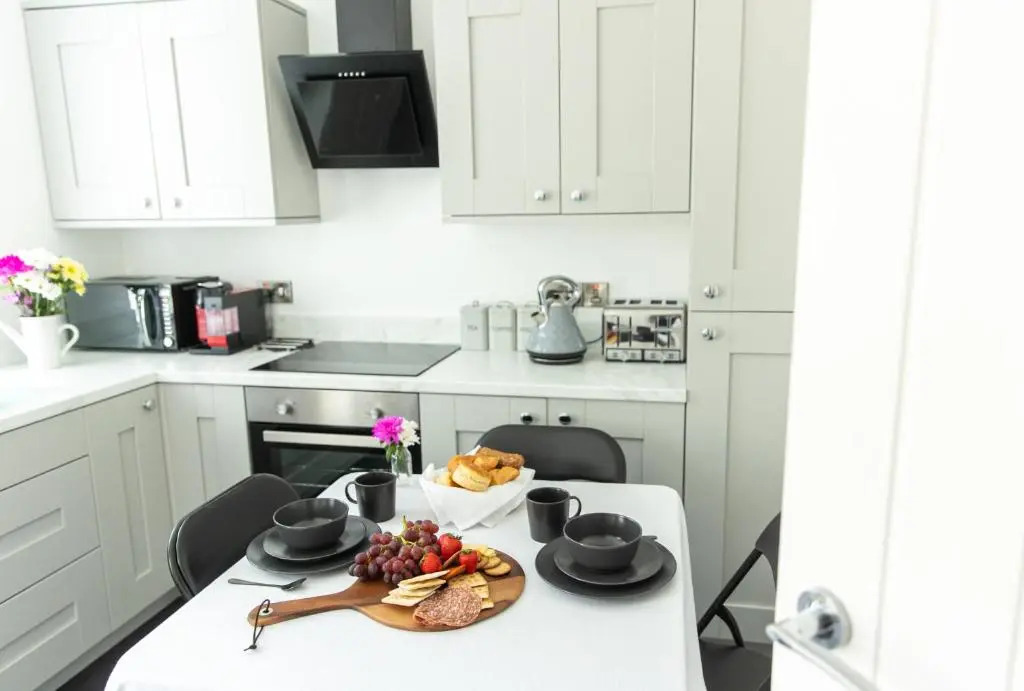 Entire family home , large rear garden and free parking