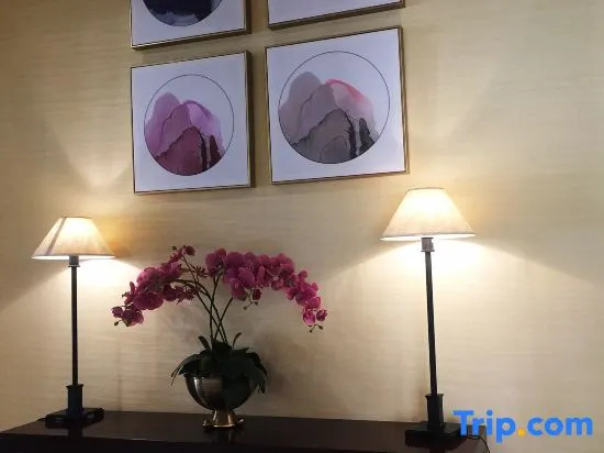 Qianhu Boting Hotel