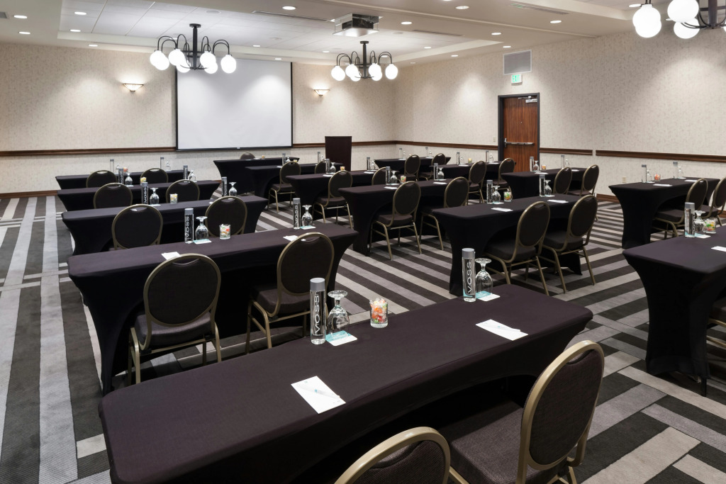 Embassy Suites by Hilton Anchorage