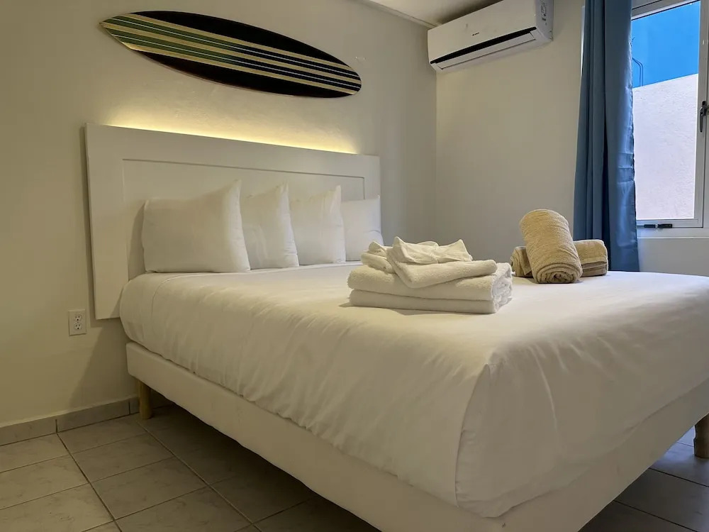 MERAKII SEAVIEW ESCAPE CURACAO