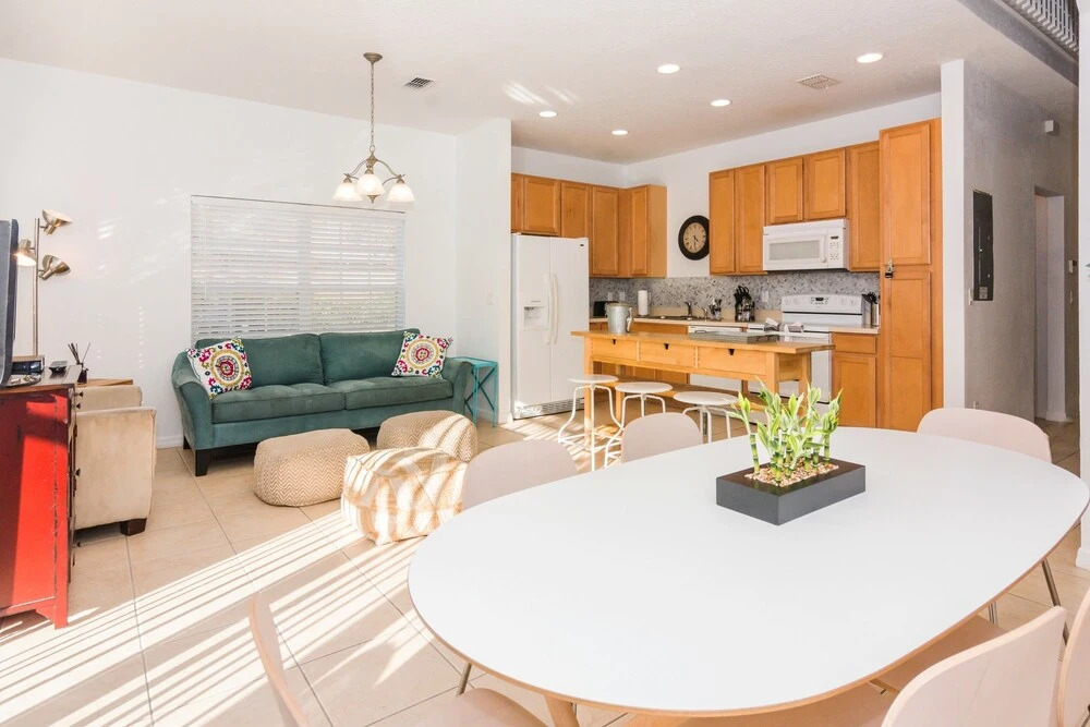 Trendy Townhome at Coral Cay CC2316