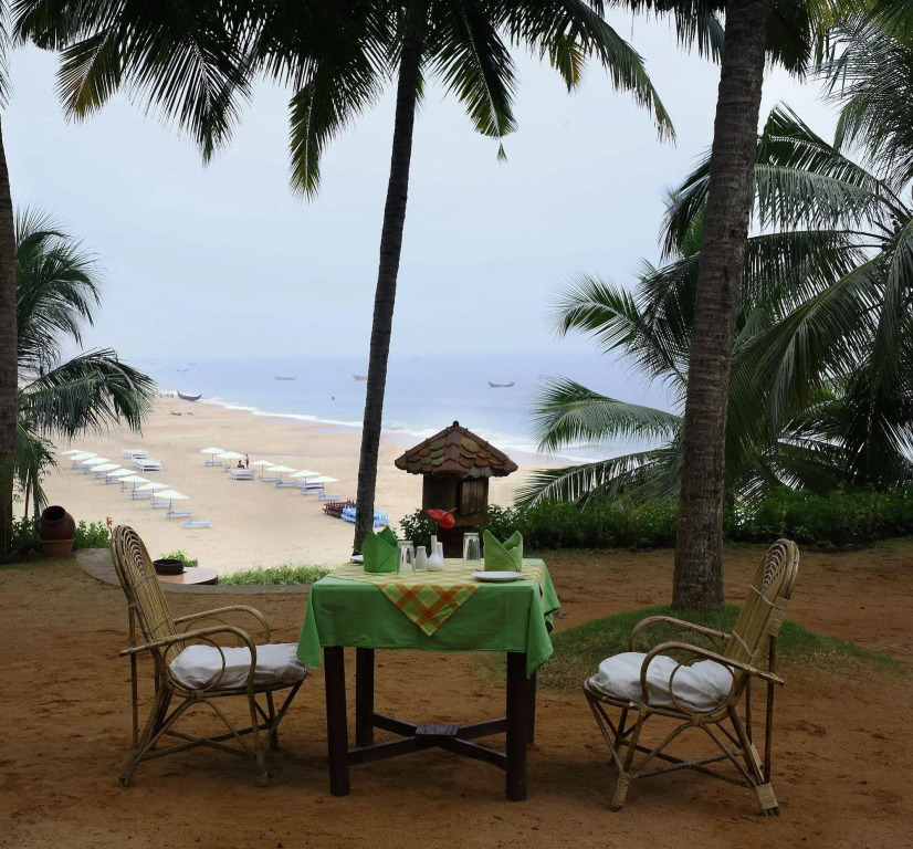 Soma Manaltheeram Ayurveda BeachVillage
