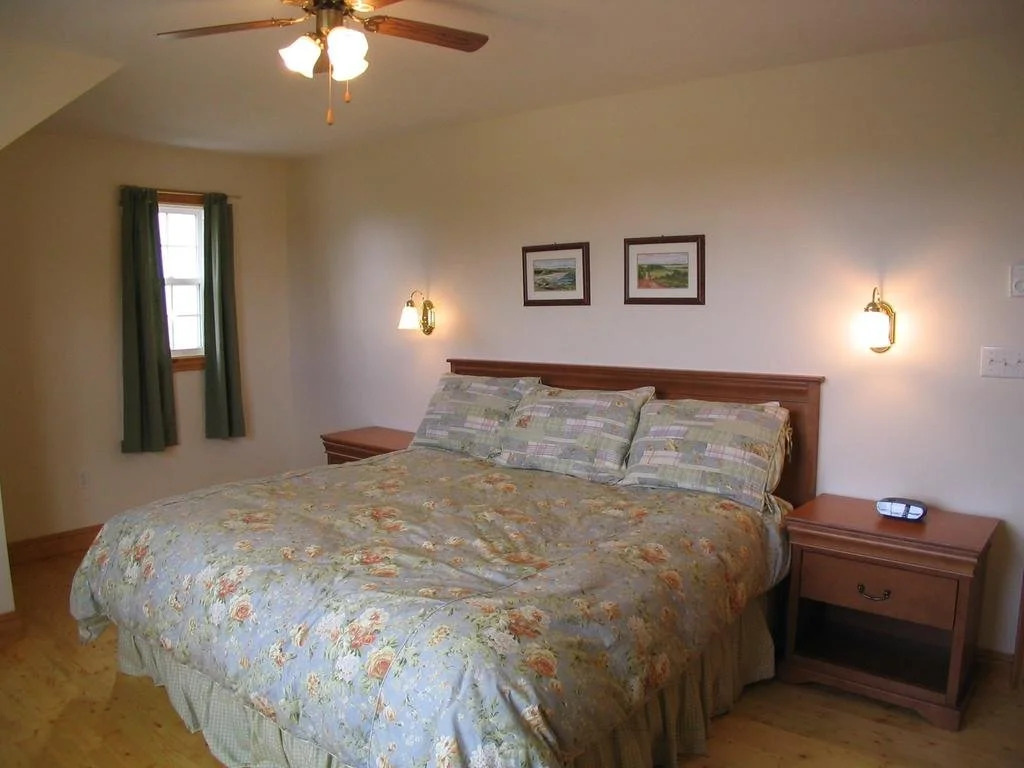 Shining Waters - Ingleside Cottages