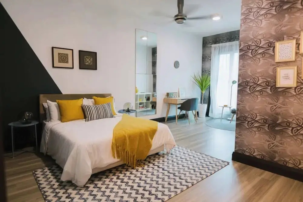 Spacious Luxury 6BR Home in Kemensah, KL
