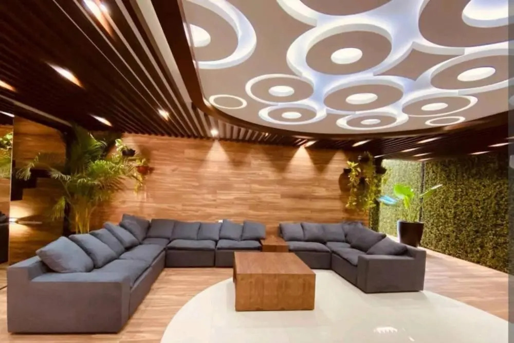 Luxury Sea view Studio on the 5th Av
