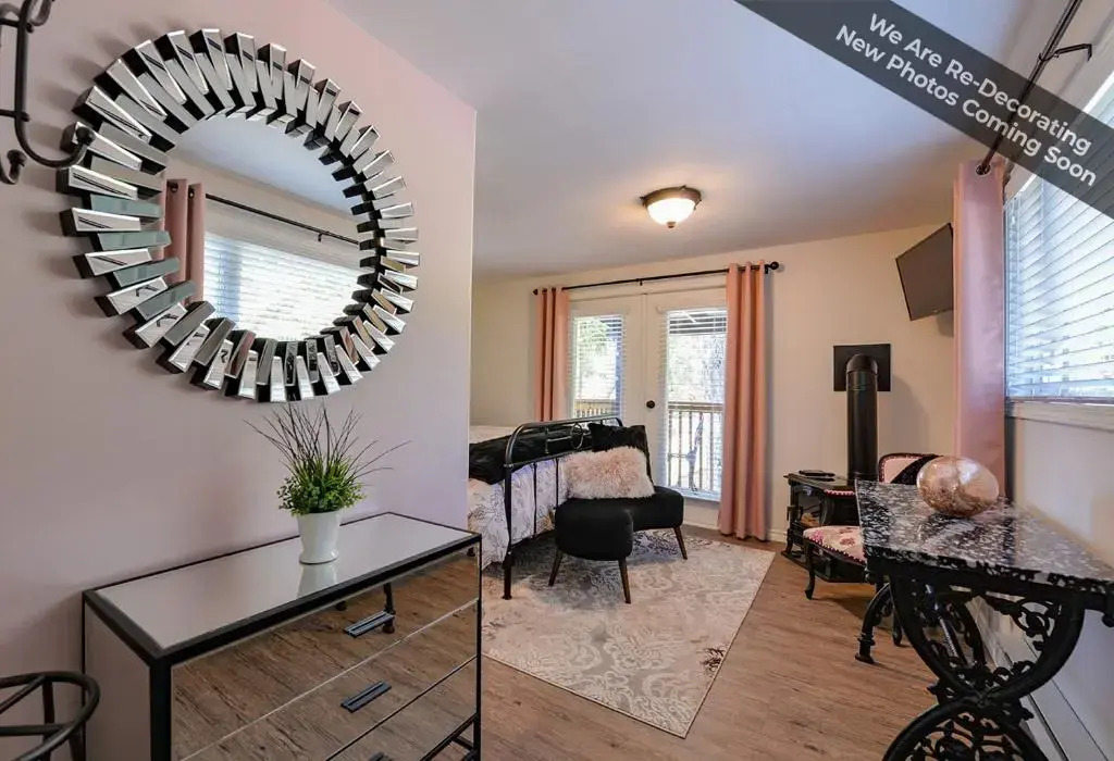 Page Point Inn