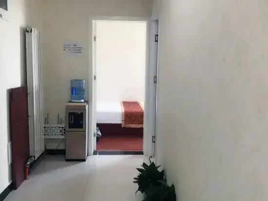 Aijia Apartment (Xi'an North Railway Station Changle Dongyuan Branch)